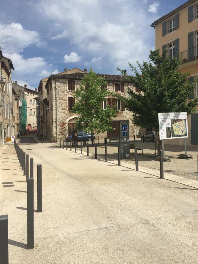 Duplex 70 M2 Balcon Coeur Historique Cahors Apartment Екстериор снимка